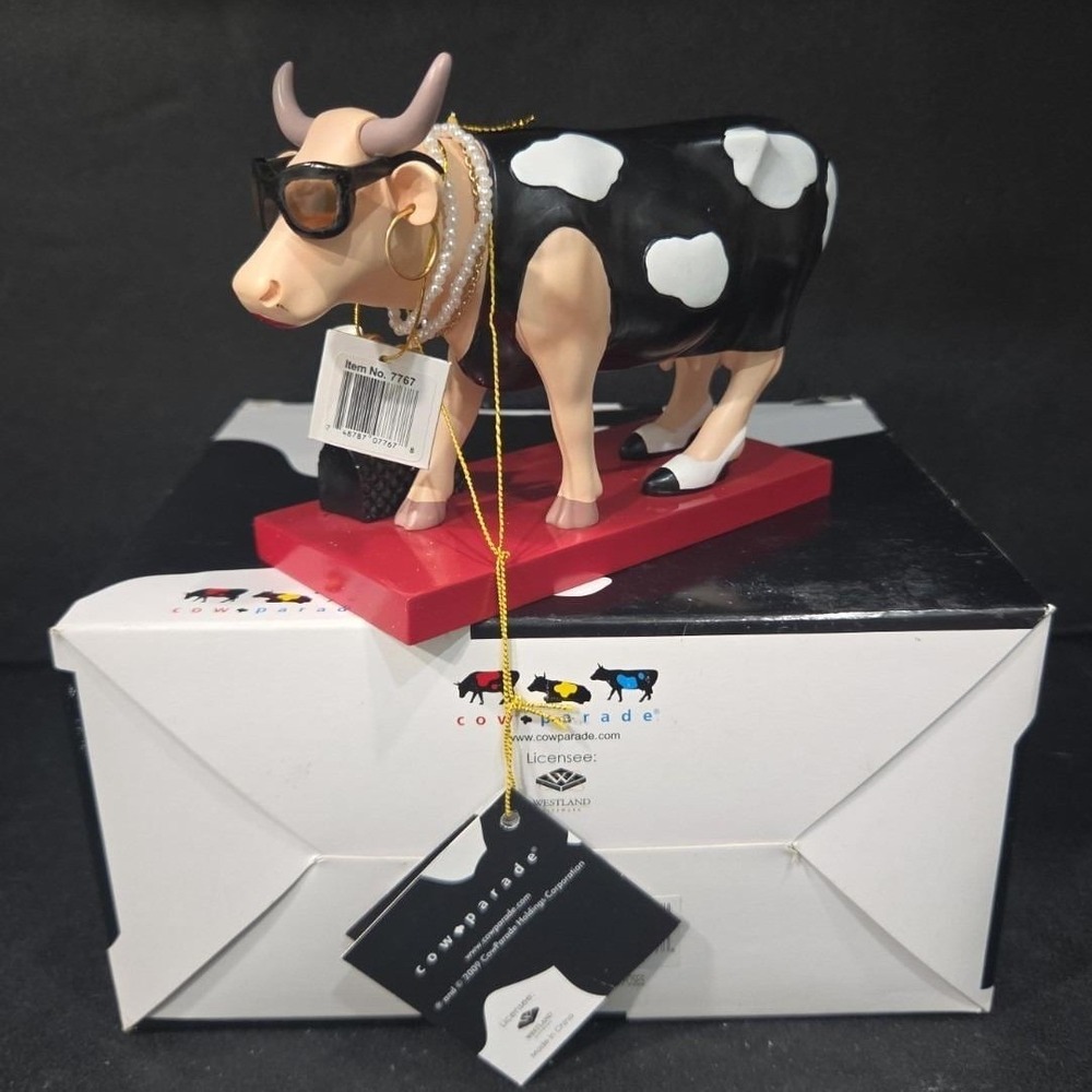Cow Parade Fashion A Bull Figurine Polka Dot Dress Sunglasses Purse Jewelry 7767